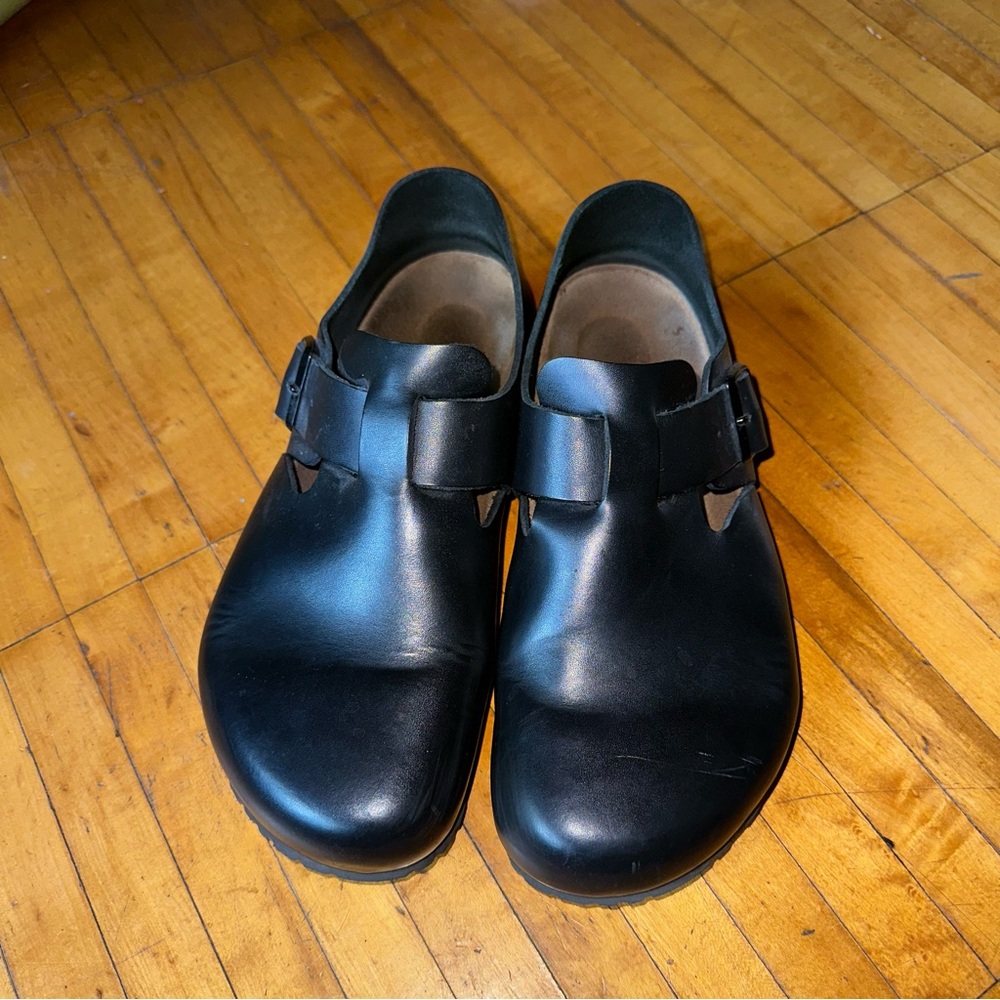 Birkenstock London - Picture 2 of 5